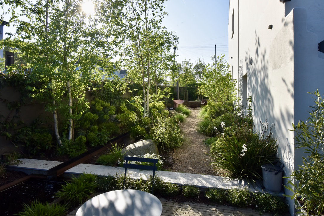 wild-natural-gravel-garden-design